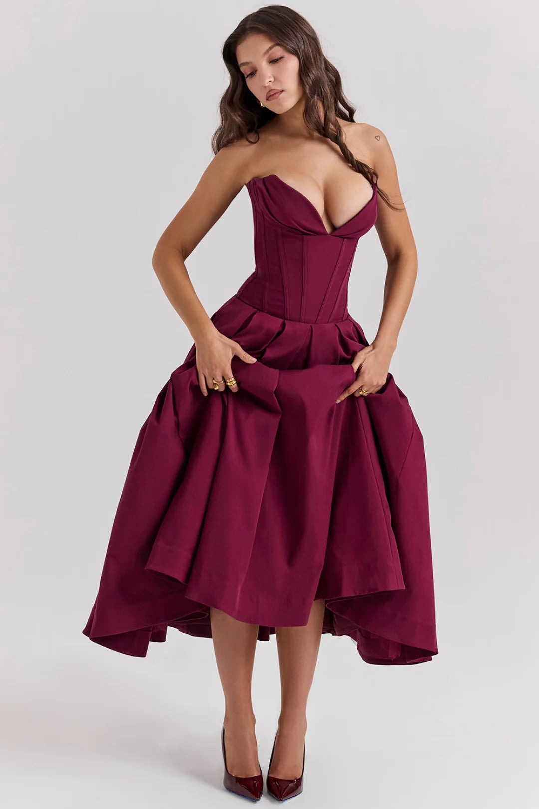 Vestido Midi Modelador Vinho Sem Alça Modelo Reno