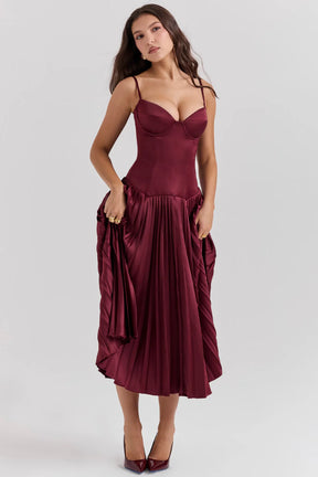 Vestido Midi Plissado Vinho Modelo Gallatare